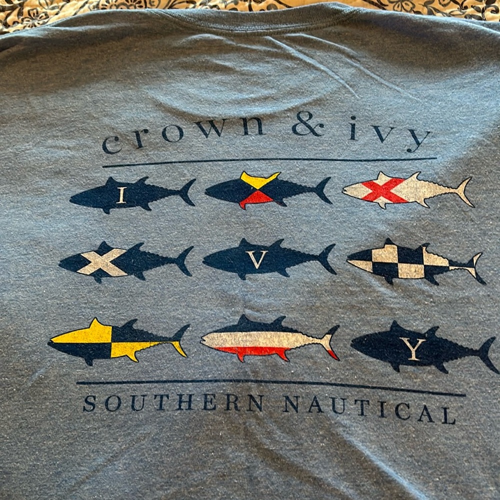 Crown & Ivy T-Shirt